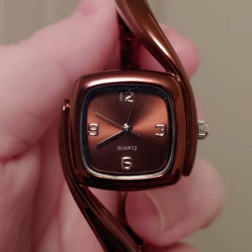 Quartz Women's Watch